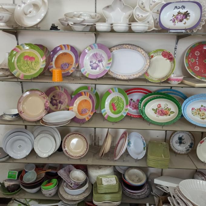 La vaisselle de mélamine d'OEM place la porcelaine d'imitation de style japonais 0