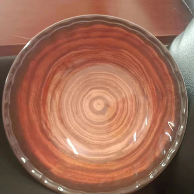 Un bon prix. La vaisselle de mélamine de la catégorie comestible UMC place le résistant à l'eau non toxique en ligne