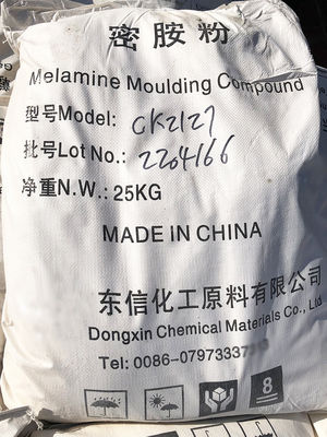 Un bon prix. Composé de moulage de mélamine en poudre blanche pour mélange de moulage MMC en ligne