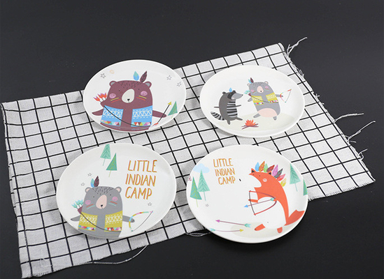 Un bon prix. La vaisselle créative de la mélamine A5 place le style européen du nord de plats de dessert de mélamine en ligne