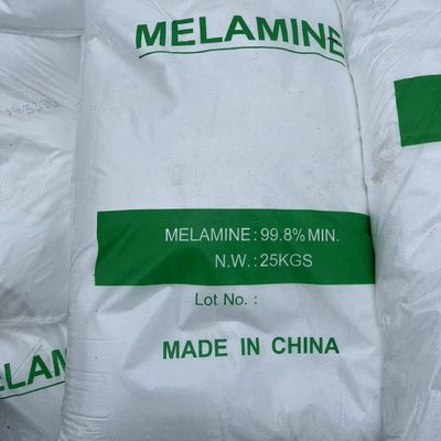 Un bon prix. Poudre de mélamine à 99,8 % pour la production de vaisselle en mélamine en ligne