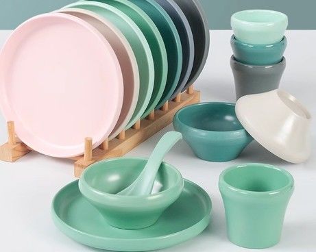 Un bon prix. Un service personnalisé pour les assiettes en mélamine, avec des modèles et des couleurs personnalisés en ligne