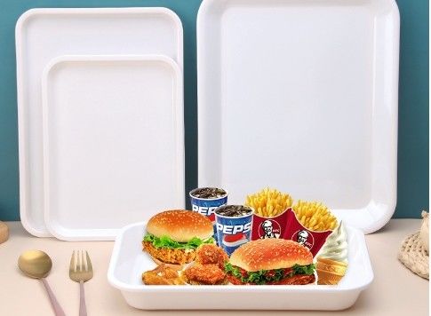 Un bon prix. Appareils de table personnalisés en melamine de couleur blanche Grand plateau Cuisine Plateau pour la restauration rapide en ligne