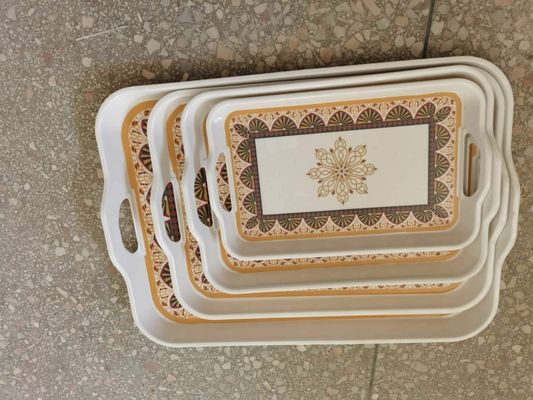 Un bon prix. Ventes en gros de plateaux en bois en plastique de mélamine pour restaurants sur mesure en ligne