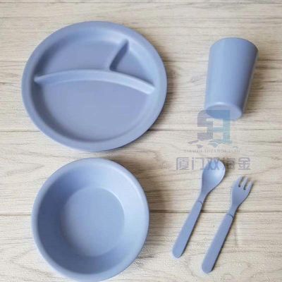 Un bon prix. Résistance au cisaillement Melamine Dinner Sets avec finition brillante supérieure à 10Mpa en ligne