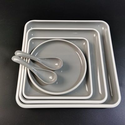 Un bon prix. Résiste à la température de -20 à 120 degrés Caractéristiques Plateau de service léger en mélamine en ligne