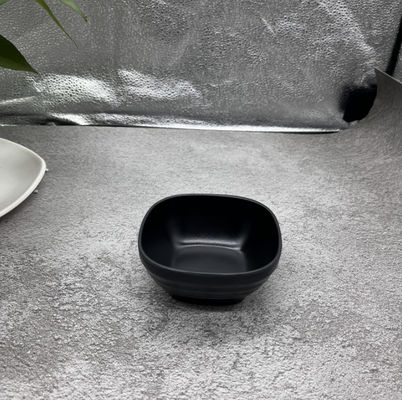 Un bon prix. Des petits bols de mélamine carrés mat noir pour les exigences de qualité alimentaire en ligne