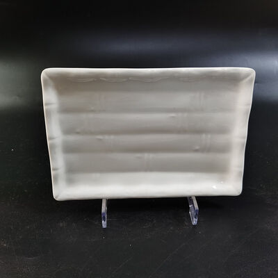 Un bon prix. Matière première : composé de mélamine moulée avec une durée de conservation de 6 mois et une haute résistance pour la fabrication de la vaisselle en ligne