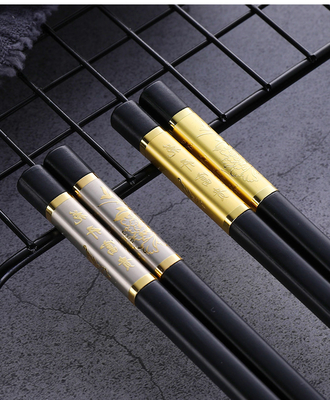 Un bon prix. Non baguettes sûres de fibre de verre de style chinois de lave-vaisselle de dérapage avec l'estampillage d'or en ligne