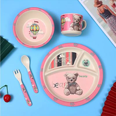 Un bon prix. Les ensembles durables de vaisselle de mélamine de bande dessinée ont adapté Logo For Restaurant aux besoins du client en ligne
