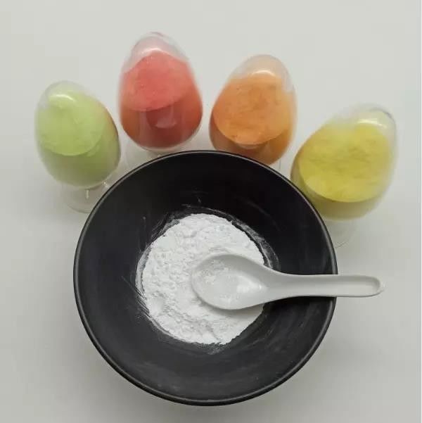 Composé de moulage de formaldéhyde d'urée granulaire de moulage d'urée multicolore 1
